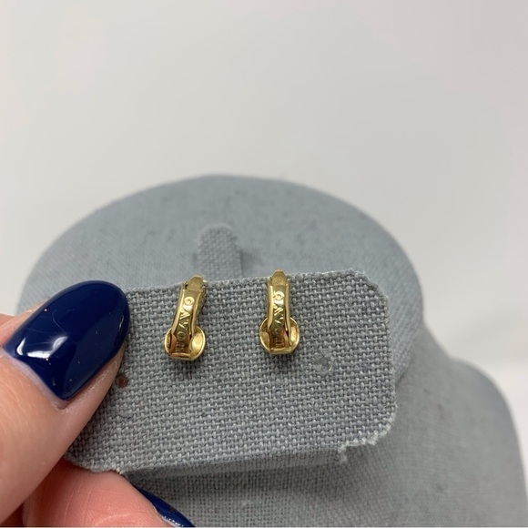 Avon Oval Gold Toned Sunburst Clip On Earrings With Rhinestone - Picture 4 of 7